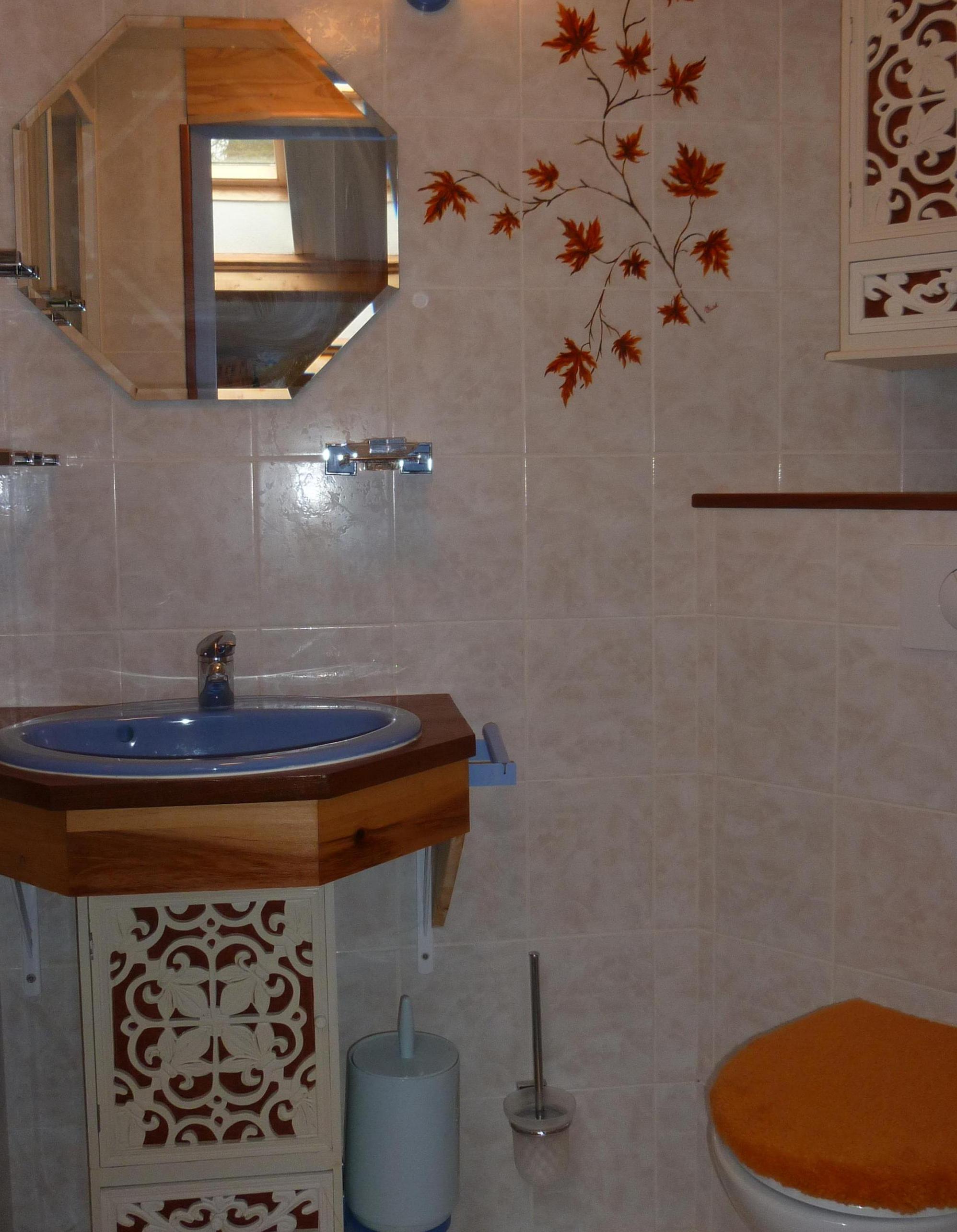 SALLE DE BAIN DE LA CHAMBRE MULTICOLORE